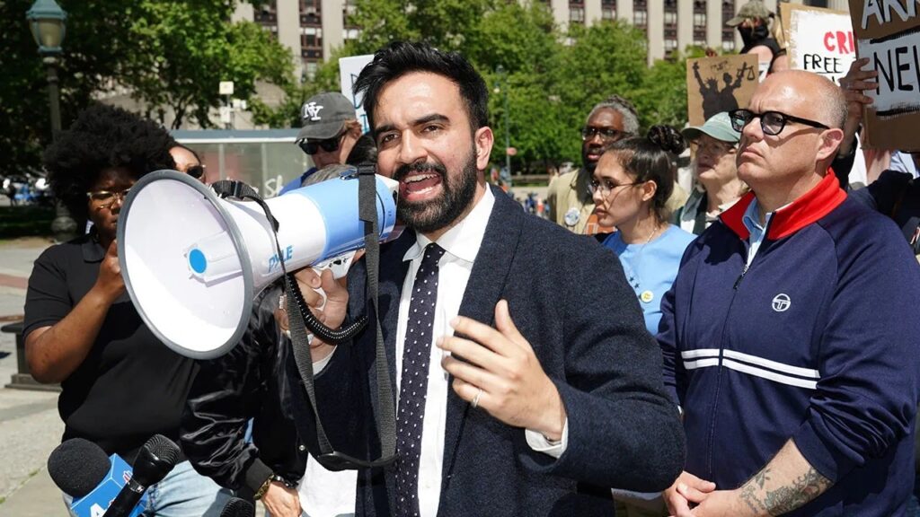 Democratic socialist defeats Cuomo in NYC mayoral primary, Wall Street reacts