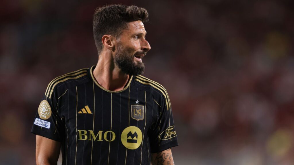 Lille make approach to sign Olivier Giroud from LAFC - source