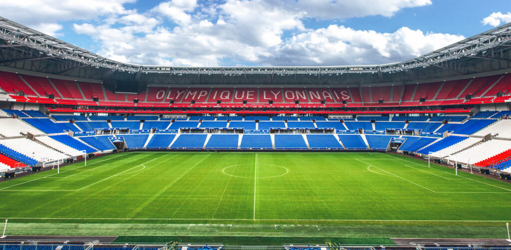 Lyon included in Ligue 1 fixtures despite demotion to Ligue 2, and receive Europa League clearance