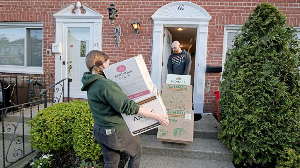 Nepo-buyers turn to bank of mom and dad for help in challenging housing market