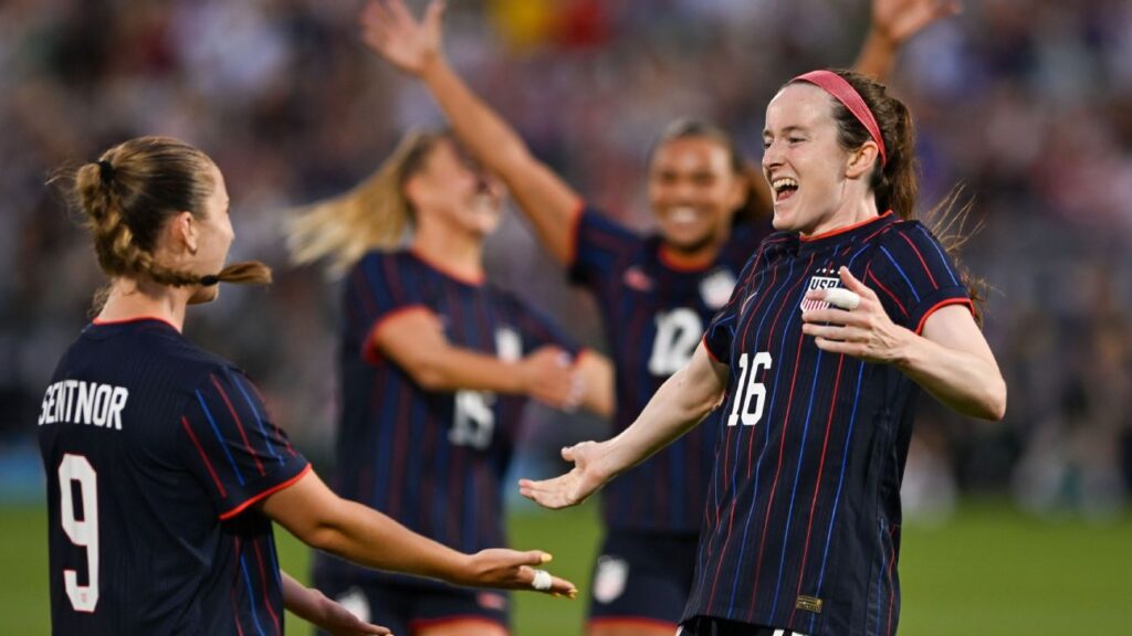 Rose Lavelle has goal, assist for USA after 7-month layoff