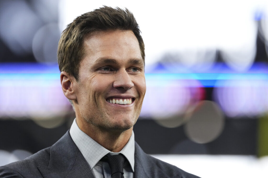Tom Brady’s Love Life Might Be the Real Winner of Jeff Bezos’ Wedding Weekend