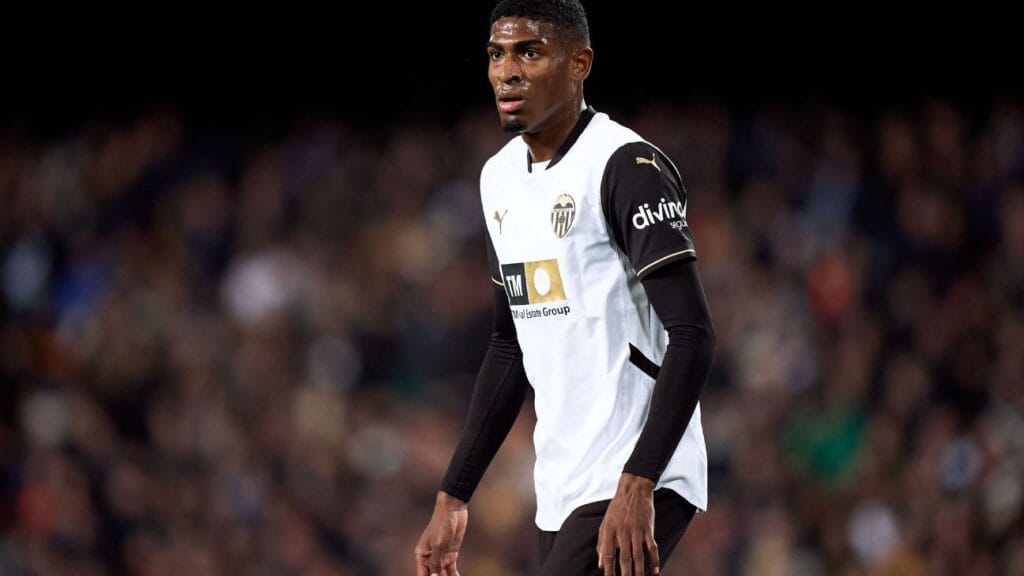 Arsenal transfers: Cristhian Mosquera confirms 'sad' Valencia exit
