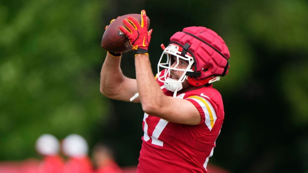 Chiefs TE Travis Kelce shines forward of ‘Comfortable Gilmore 2’ premiere Chiefs TE Travis Kelce shines ahead of 'Happy Gilmore 2' premiere