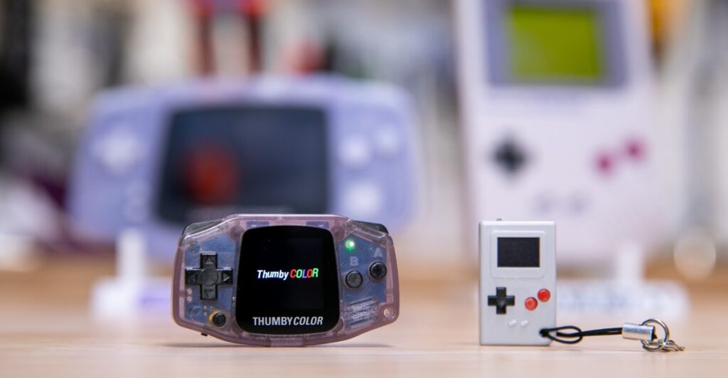 Thumby Color micro-review: a delightfully tiny GBA clone that doesn’t play Nintendo