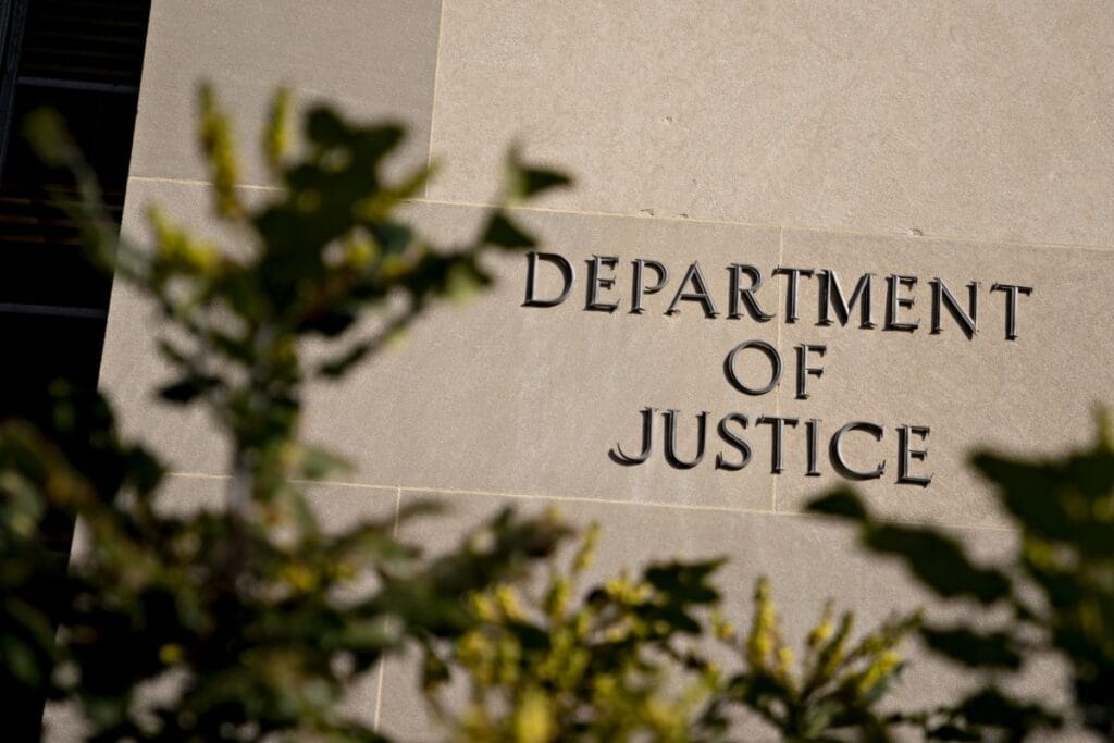 US Military soldier pleads responsible to hacking telcos and extortion US Army soldier pleads guilty to hacking telcos and extortion