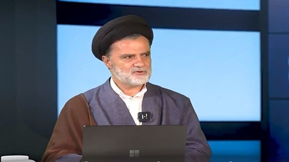 مسؤول بالبرلمان الإيراني: اكتشاف شرائح تجسس في أحذية مفتشي الوكالة الدولية للطاقة الذرية مسؤول بالبرلمان الإيراني: اكتشاف شرائح تجسس في أحذية مفتشي الوكالة الدولية للطاقة الذرية