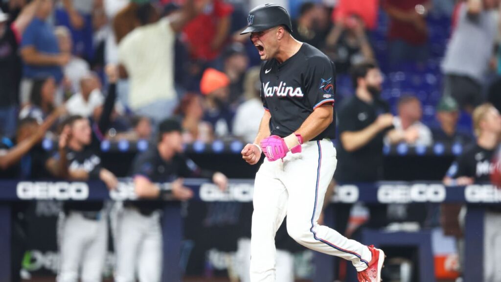 Yankees’ new-look bullpen implodes in 13-12 loss to Marlins Yankees' new-look bullpen implodes in 13-12 loss to Marlins