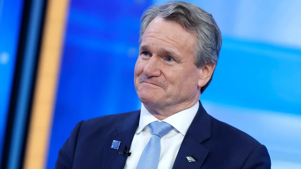 Financial institution of America CEO warns center class feeling financial pressure Bank of America CEO warns middle class feeling economic strain