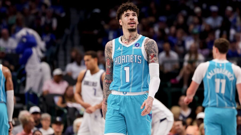 Hornets’ LaMelo Ball fined $35K for flipping off referee in loss Fantasy basketball: LaMelo Ball playing 70+ games and other bold predictions for 2025-26