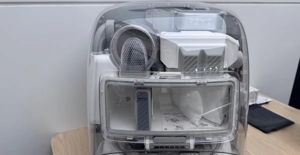First look: DJI’s Romo robotic vacuum First look: DJI’s Romo robot vacuum