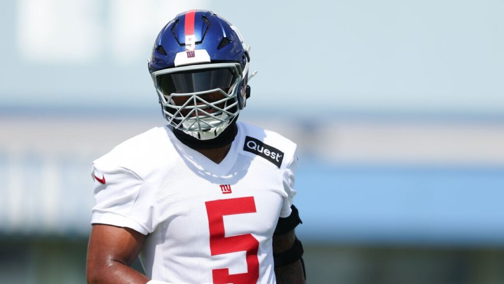 Giants’ Kayvon Thibodeaux miffed as tush push fumble not known as Giants' Kayvon Thibodeaux miffed as tush push fumble not called