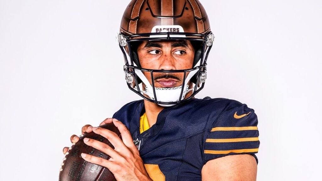 NFL Week 9 uniforms: Packers, Commanders debut throwbacks NFL Week 9 uniforms: Packers, Commanders debut throwbacks