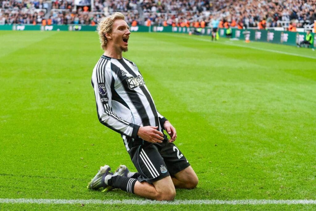 Newcastle striker Woltemade has been ‘top notch’ says Howe Newcastle striker Woltemade has been 'first class' says Howe