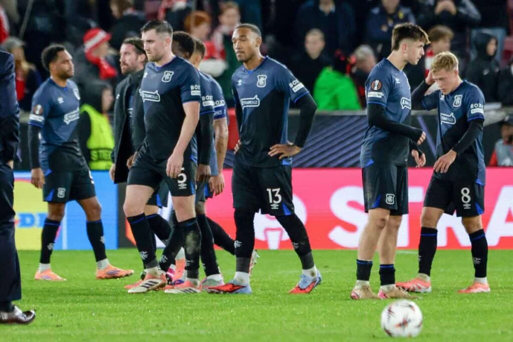 Report, outcome and objectives as Rohl suffers defeat in first sport Report, result and goals as Rohl suffers defeat in first game