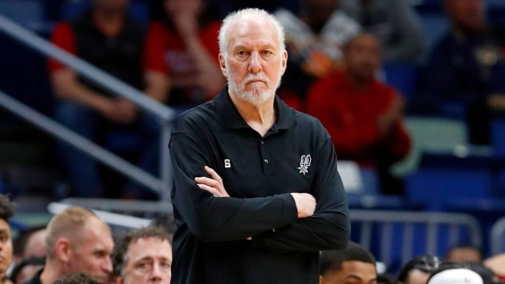 Spurs quietly unveil banner to honor Gregg Popovich’s profession Spurs quietly unveil banner to honor Gregg Popovich's career