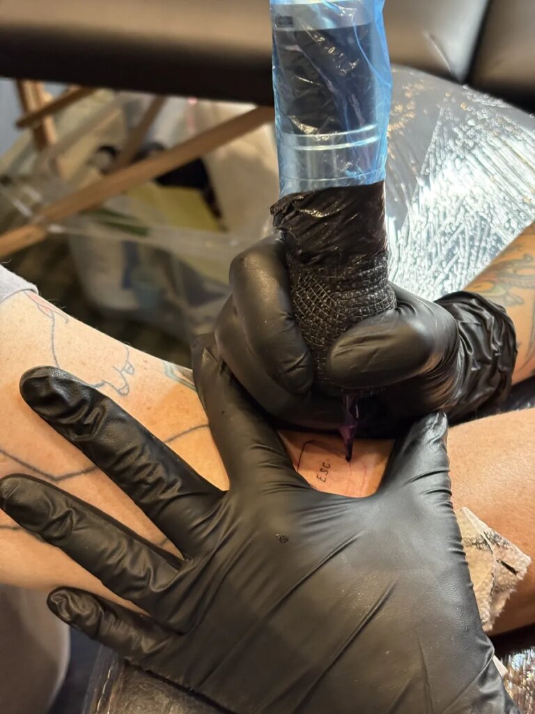 Tattd gave 4 TechCrunch writers tattoos at Startup Battlefield Tattd gave four TechCrunch writers tattoos at Startup Battlefield