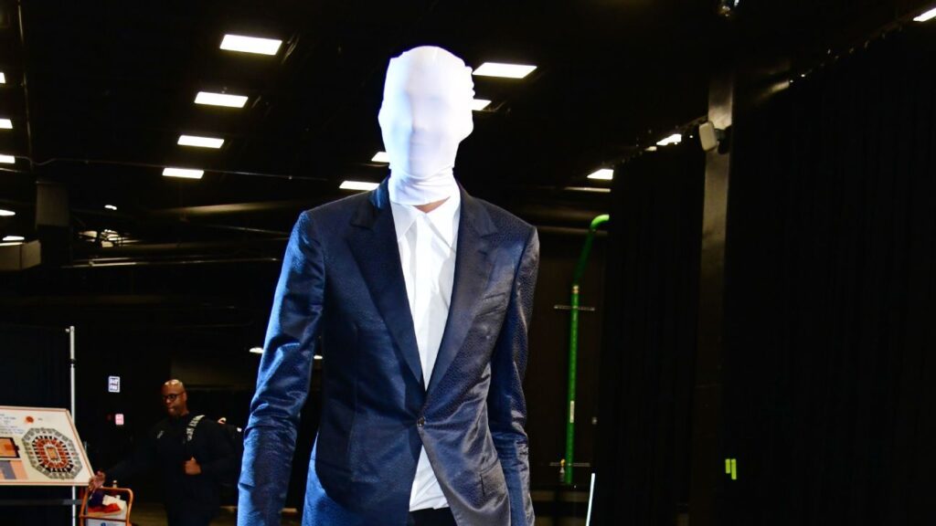 Victor Wembanyama’s Halloween costume development doubtlessly on pause Victor Wembanyama's Halloween costume trend potentially on pause