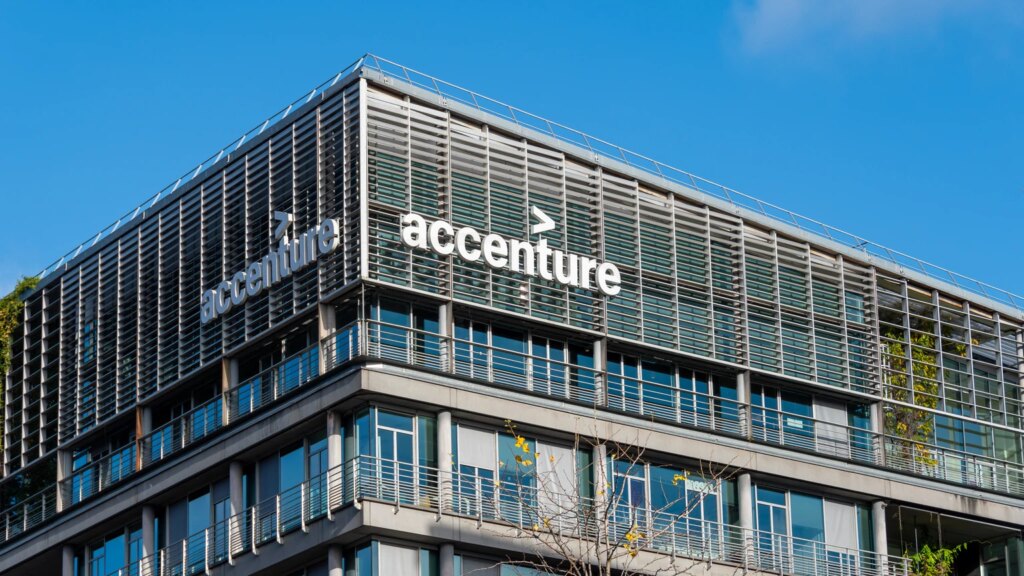 Accenture's 40% Selloff: A Rare Opportunity