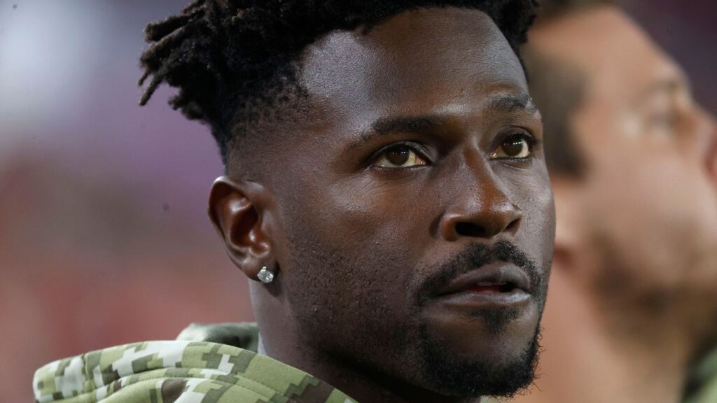 Ex-NFL star Brown will get bail, GPS monitor in tried homicide case Ex-NFL star Antonio Brown arrested on attempted murder charge