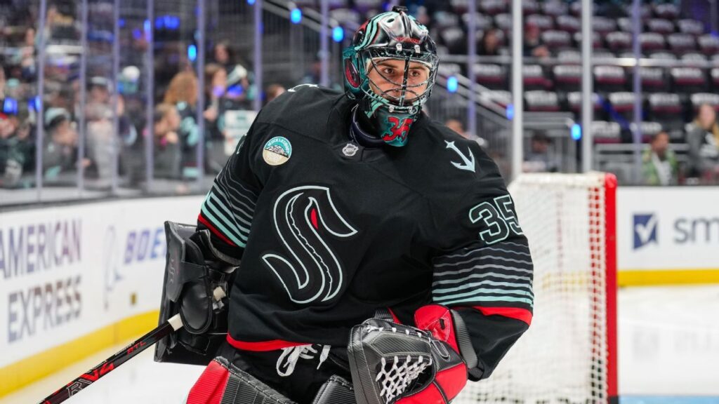 How the Kraken’s Joey Daccord makes use of VR for goalie excellence How the Kraken's Joey Daccord uses VR for goalie excellence