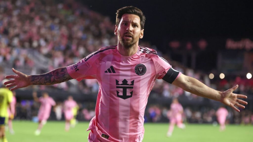 Lionel Messi's brace leads Miami to 1st MLS playoff series win