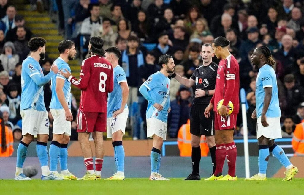 Refs’ chief offers verdict on Van Dijk controversy Refs' chief gives verdict on Van Dijk controversy