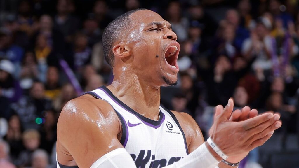 Russell Westbrook’s classic triple-double provides Kings win Russell Westbrook's vintage triple-double gives Kings win