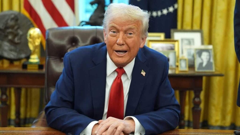 Why Donald Trump was at NFL sport throughout authorities shutdown Why Donald Trump was at NFL game during government shutdown