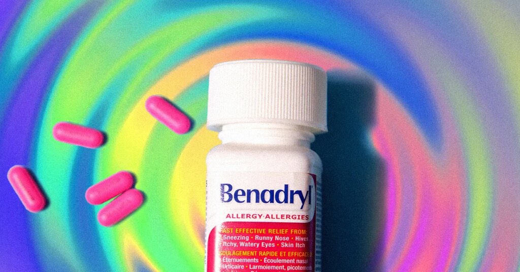 Younger Folks Are Tripping on Benadryl—and It’s All the time a Unhealthy Time Young People Are Tripping on Benadryl—and It’s Always a Bad Time