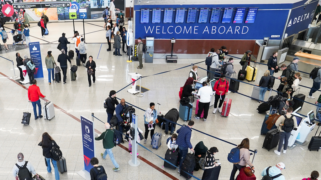 Airlines cancel flights, offer waivers as winter storm spreads across US