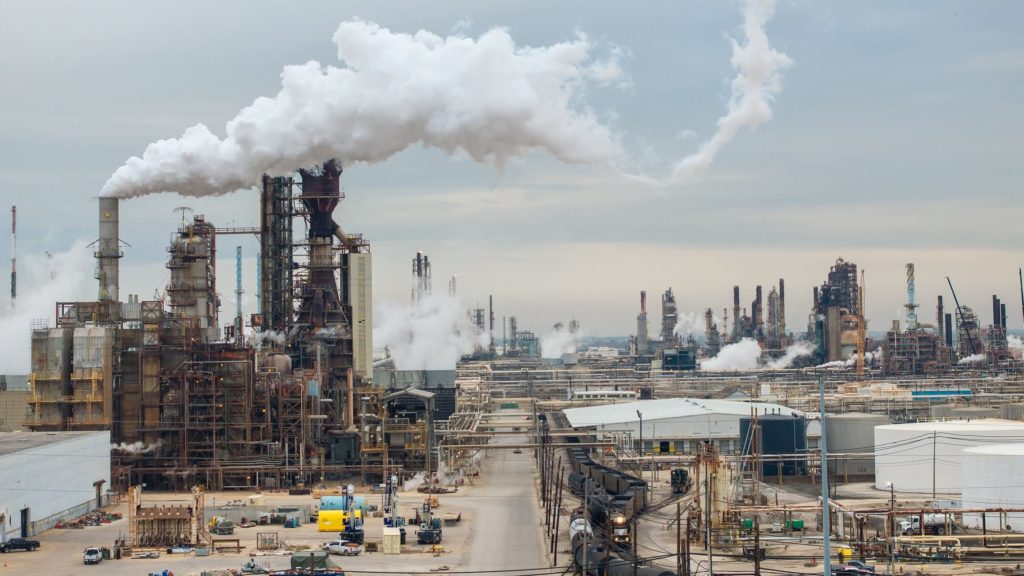 Big Oil faces new investor demand: growth