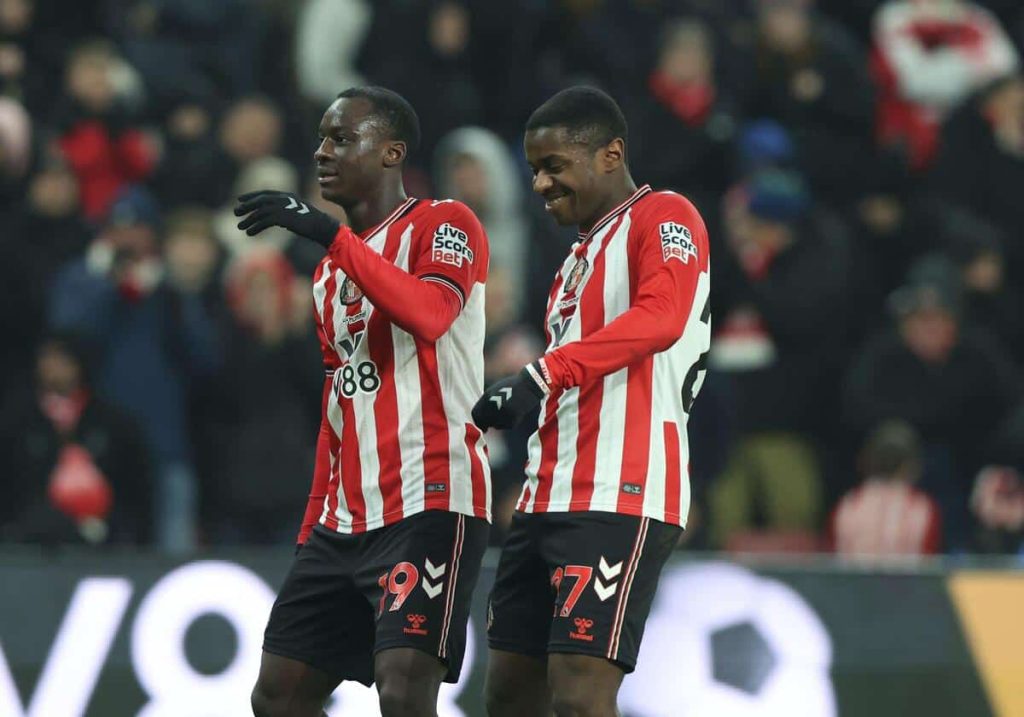 Confirmed lineups for Premier League clash