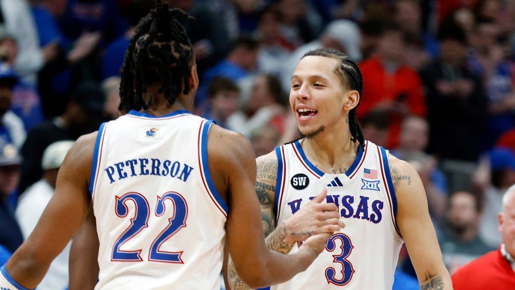 Kansas Stunning Rebound Deals: Promising first-year player Darryn P… Kansas rebounds to stun Houston with third straight loss