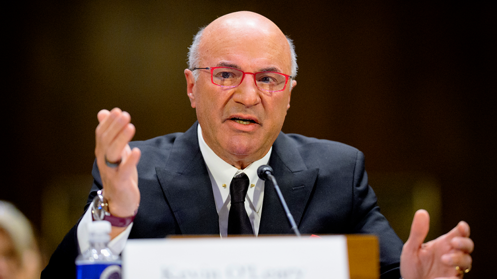 Mr. Wonderful’s Ultimate Interview Dealbreaker: Parents Crash, Resumes Trash Kevin O'Leary throws resumes 'in garbage' when parents join interviews