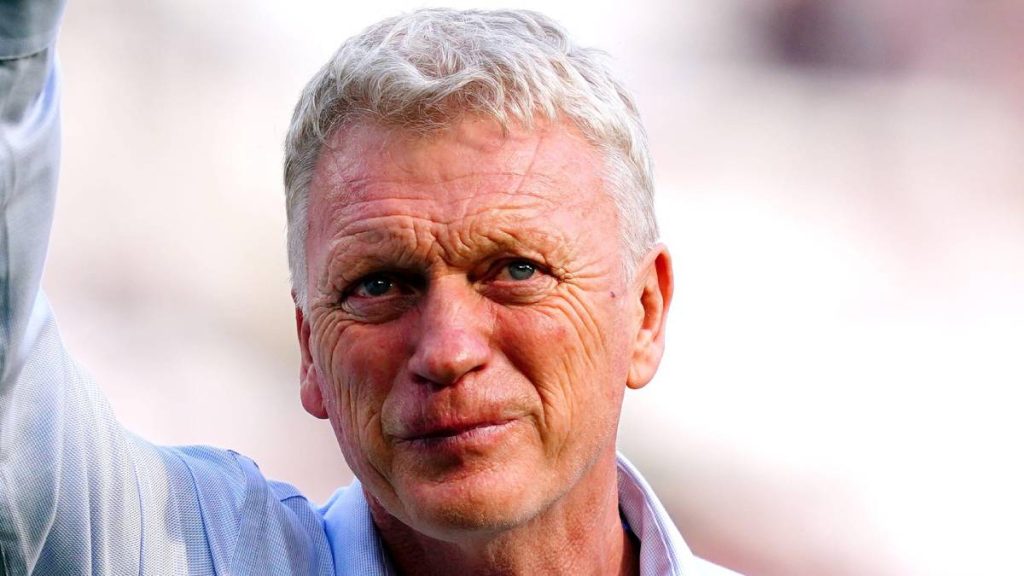 Everton’s Future: Hutchison Backs Moyes, But Demands Toffees Find Their ‘Next Semenyo’ Moyes issues rallying cry to fans ahead of Red Devils' first visit to the Hill Dickinson Stadium