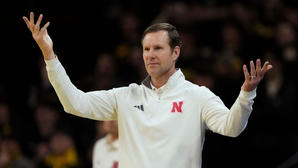 Nebraska's Hoiberg cites pacemaker as reason for swiping at fan's phone