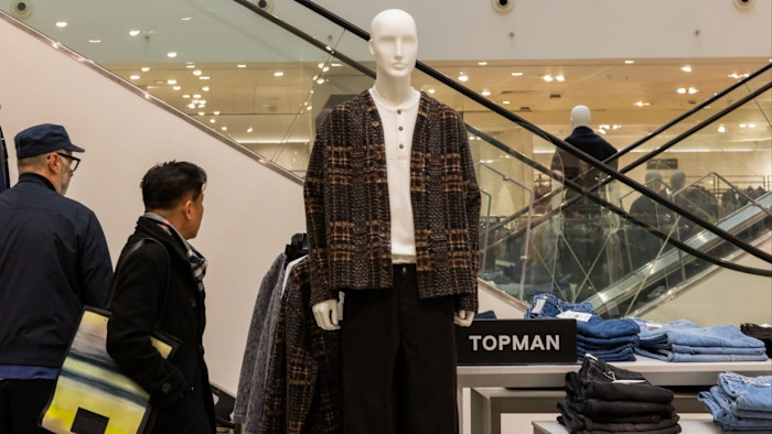 UK Consumer Confidence: False Dawn as Recent Gains Vanish UK consumer confidence survey gives up gains of past 2 months