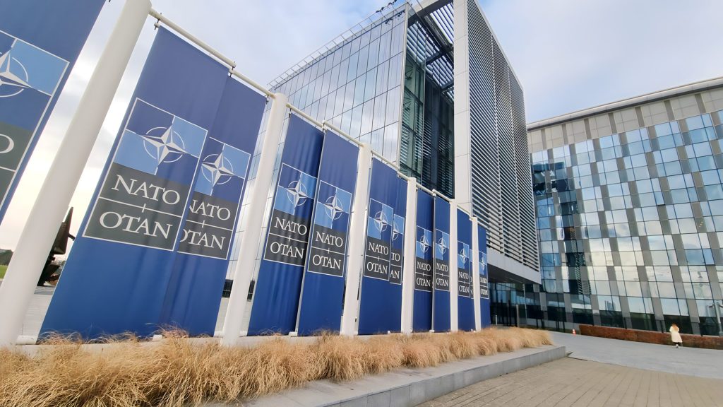 US urges Europe to take lead in NATO conventional defence