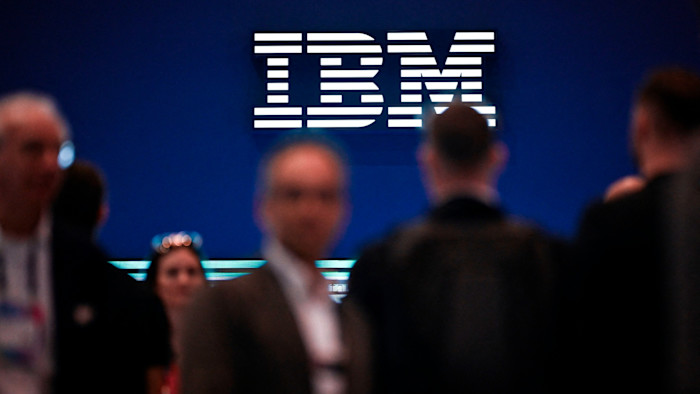 Wall Street’s High-Stakes Alchemy: Outwitting AI Collapse Wall Street turns to complex trades to dodge AI ‘implosions’
