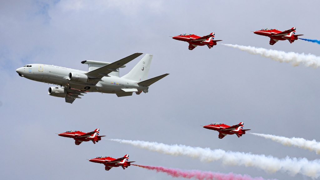Red Arrows Beyond Hawk: United Kingdom to Invest £360 Million in New Boeing 'troubled partner' on Wedgetail delays