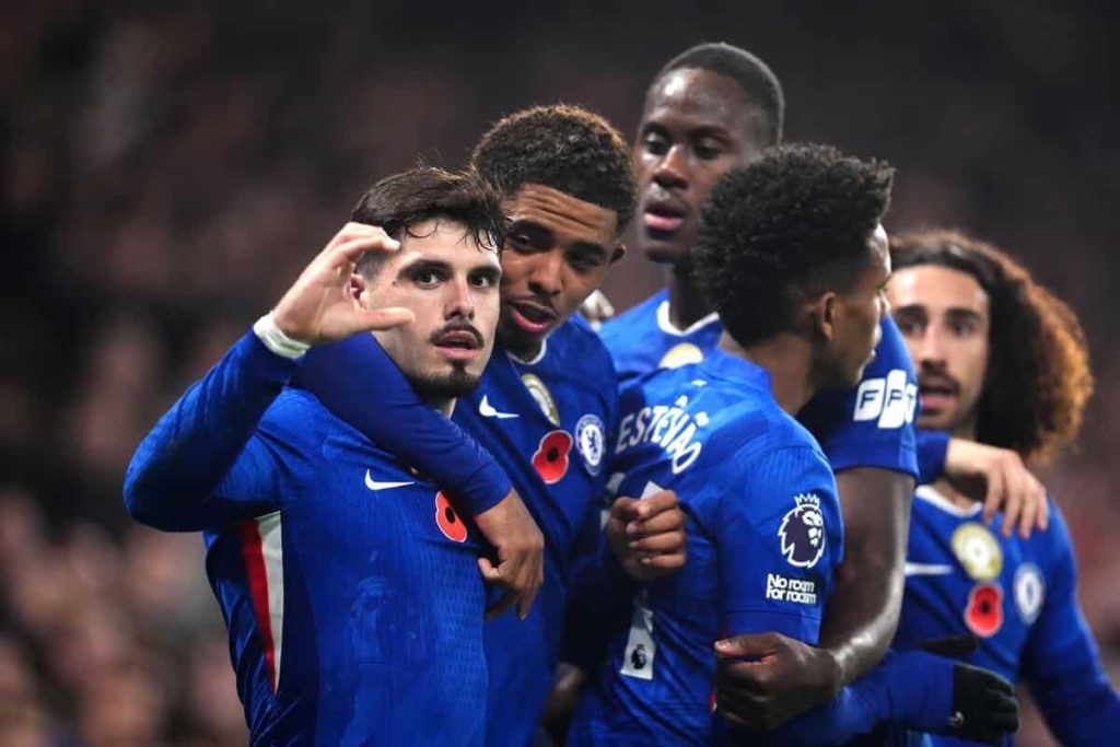 Confirmed line-ups for key clash in race for Europe