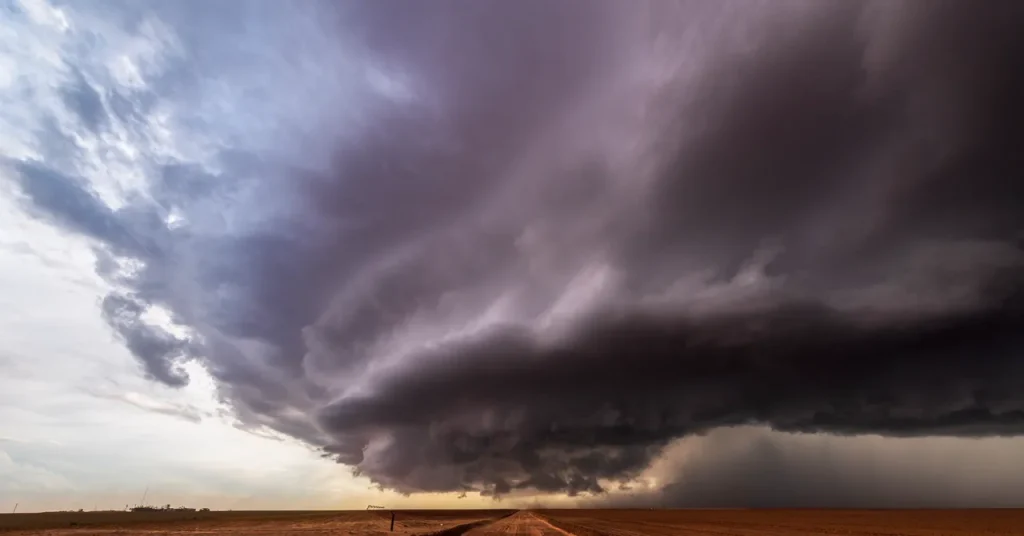 America’s Climate Gauntlet: A Year of Weather Anarchy Looms Get Ready for a Year of Chaotic Weather in the US