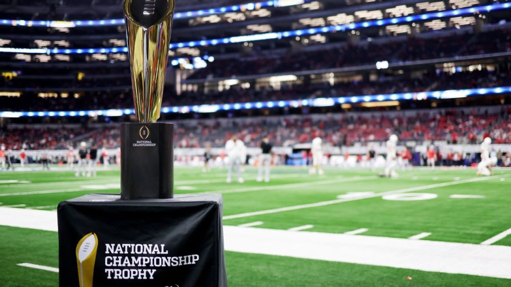Gus Malzahn, Jeff Tedford joining CFP selection committee