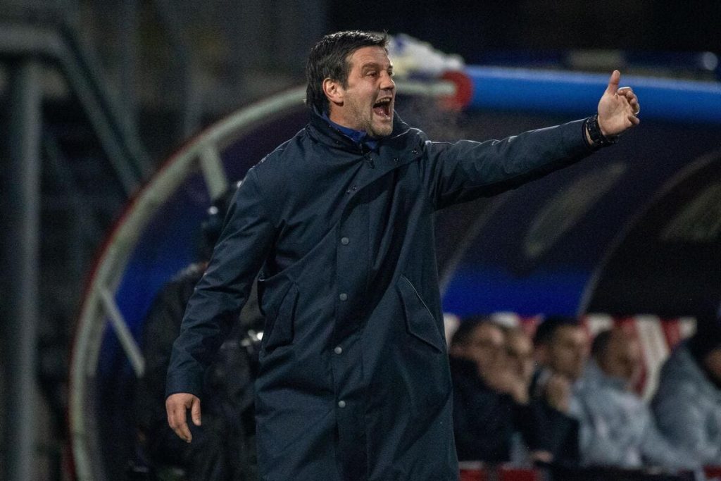 Viola Vex Inter: 1-1 Draw Rocks Scudetto Race Inter suffer Scudetto setback with 1-1 draw at Fiorentina