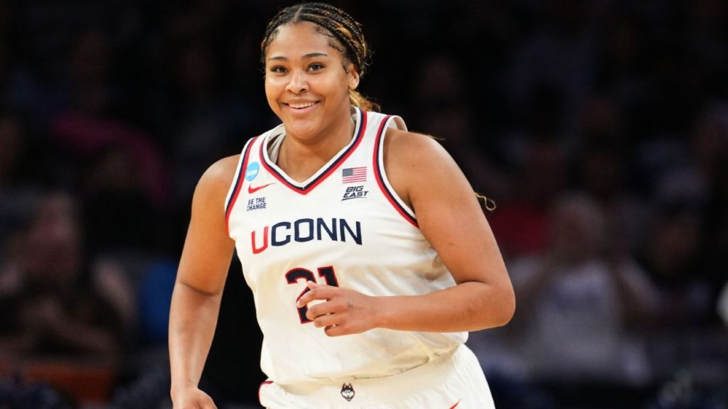 Uconn Vs Unc: UConn’s Elite Eight Machine Flattens UNC No. 1 UConn women overwhelm UNC to reach another Elite Eight