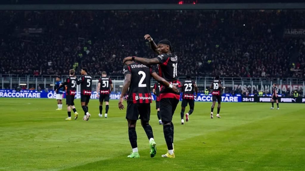 Milan Juventus: Siro, the venerable cathedral of calcio, was the Report, result and goals as Rossoneri keep title fight alive