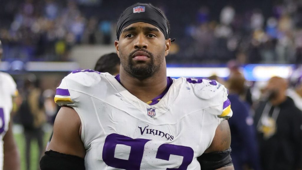 Bengals Ink Defensive Dynamo Jonathan Allen for Two Years Sources: Bengals reach 2-year deal with DT Jonathan Allen