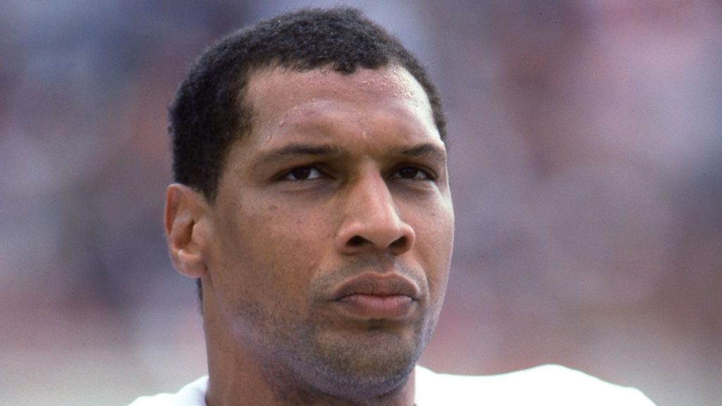 Etjoey Browner: Vikings Ring of Honor Legend Joey Browner Enters Va… Vikings Ring of Honor member Joey Browner dies at age 65