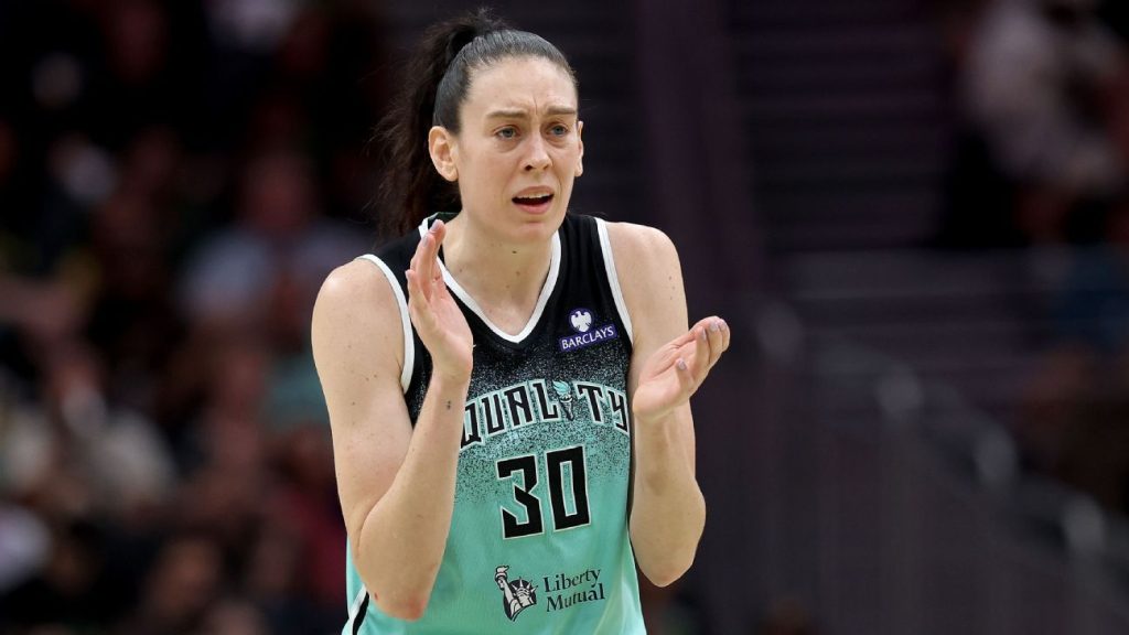 ‘s Stewart: Real: ‘s Stewart WNBPA's Stewart: Letter not meant to undermine Jackson